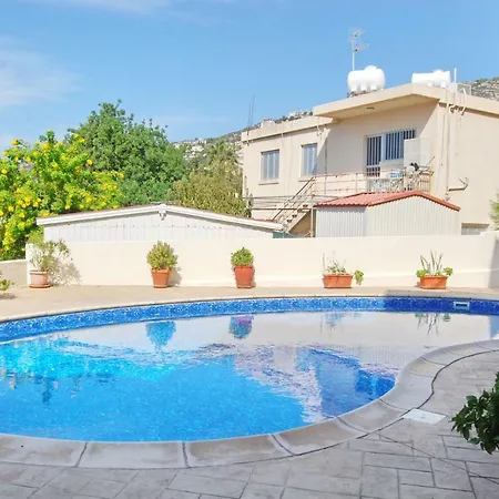 Alma Seaview Maisonette *