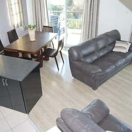 Alma Seaview Maisonette *